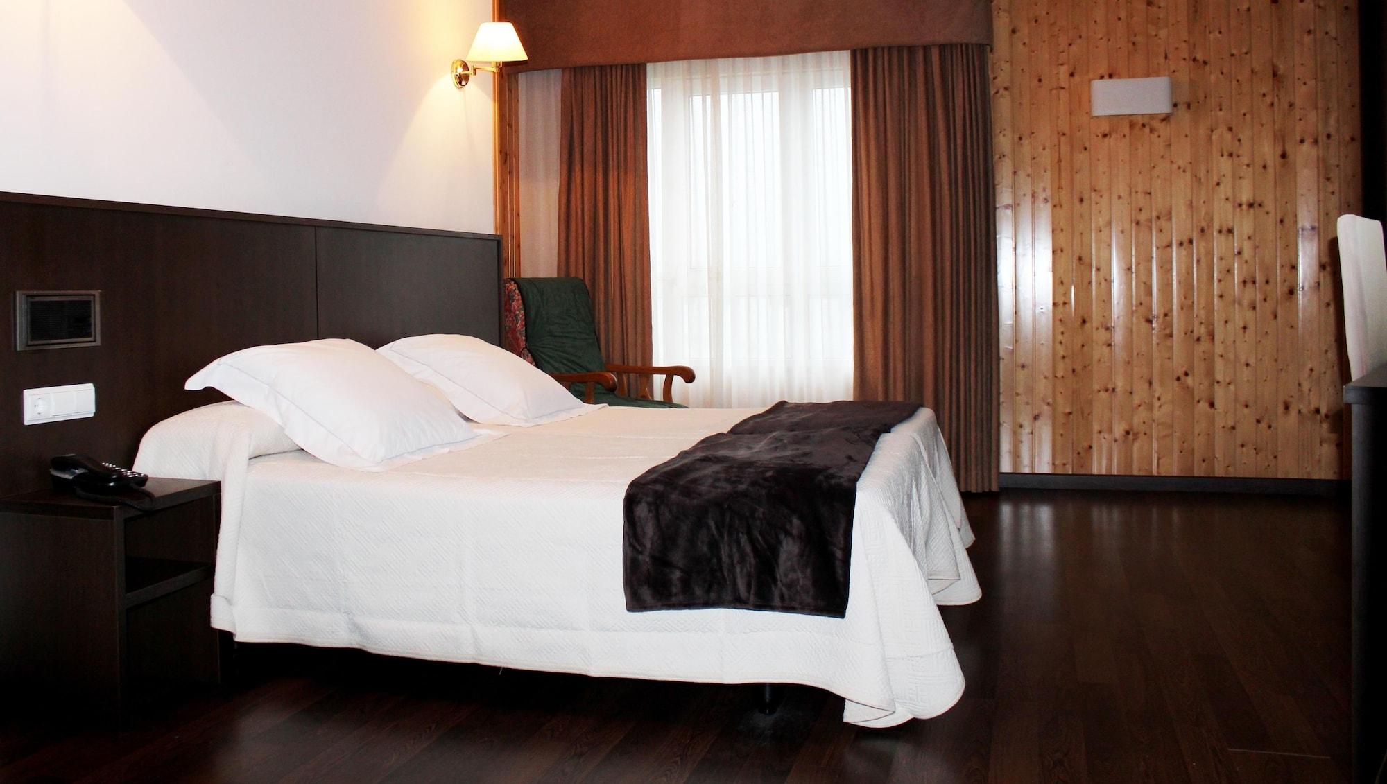 Hotel Park Noia Esterno foto