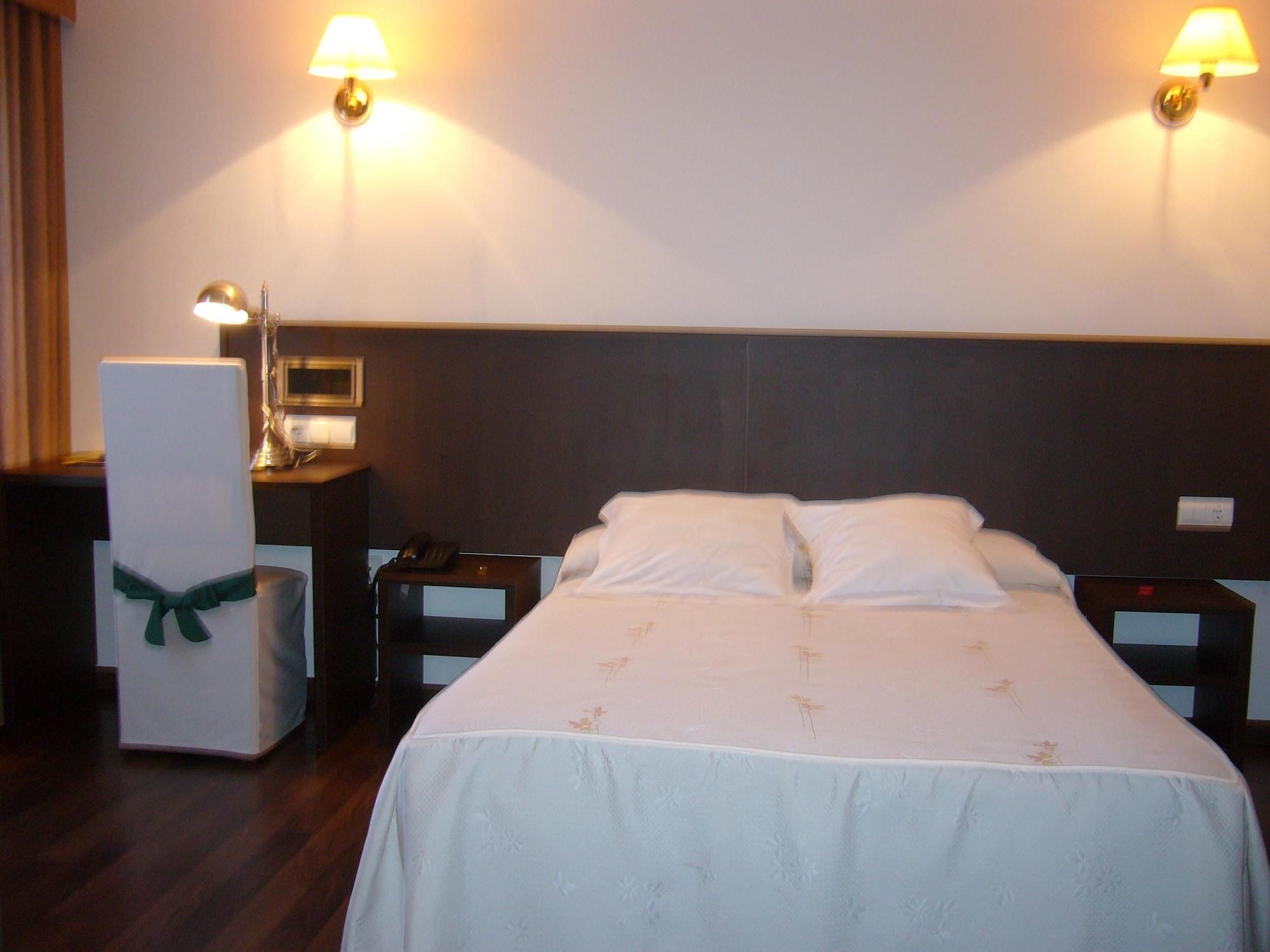 Hotel Park Noia Esterno foto