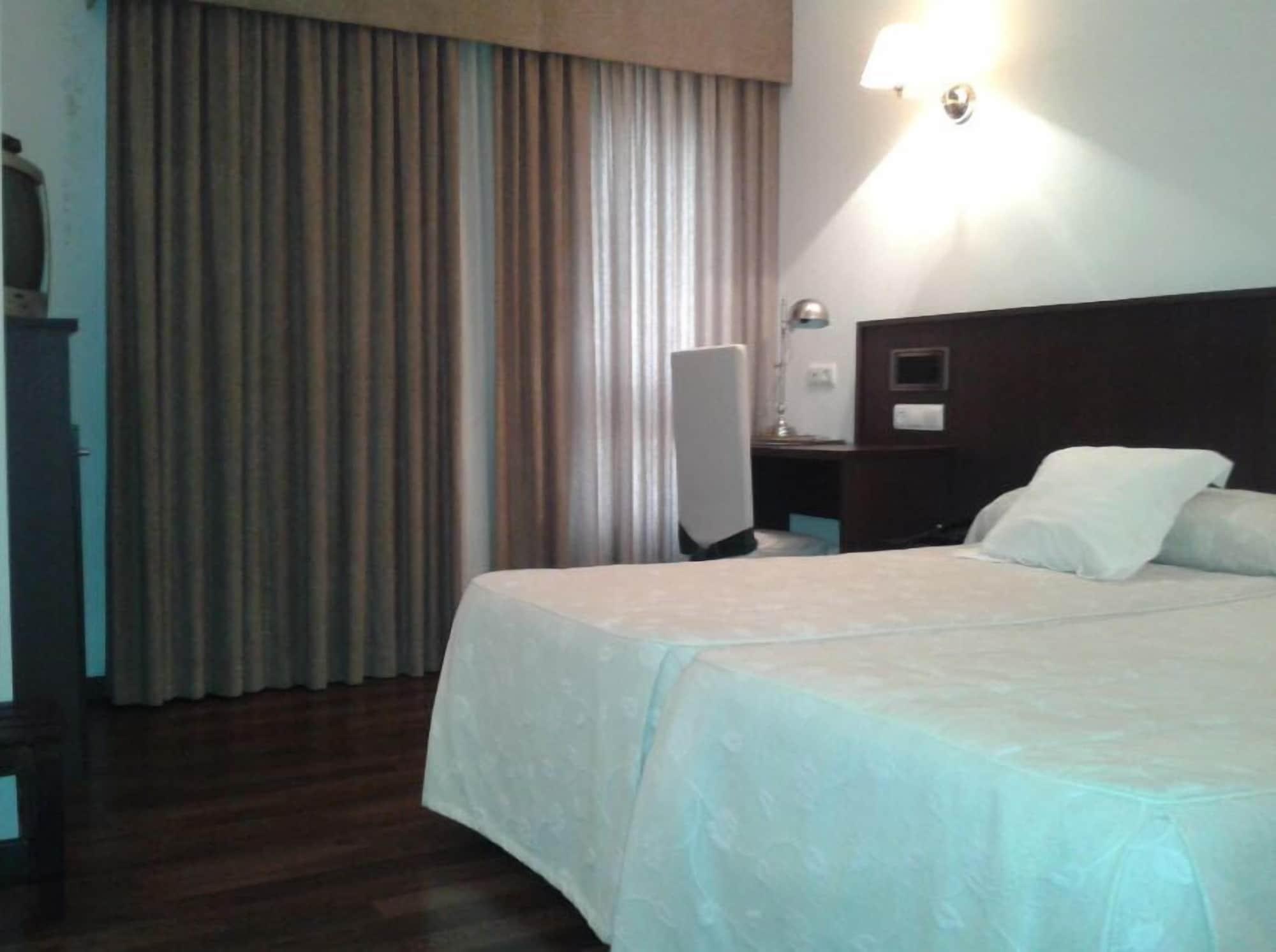 Hotel Park Noia Esterno foto